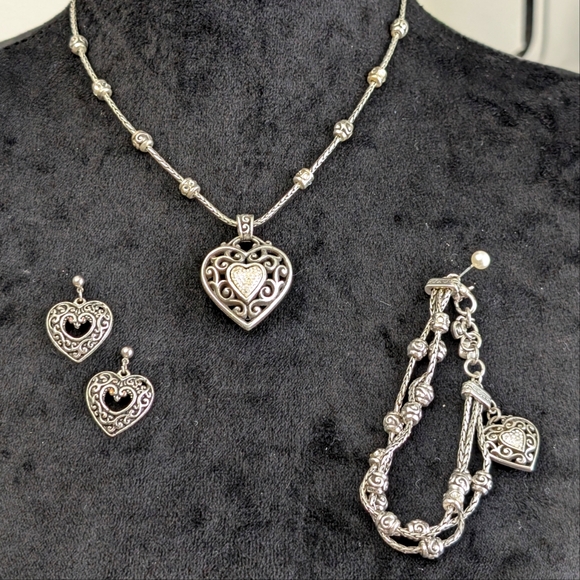 Brighton Reno Heart Necklace Bracelet Earring Set With Tin